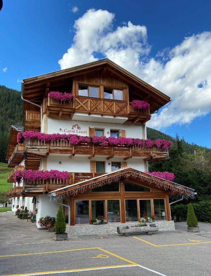 Hotel Garni Lastei Pozza di Fassa Luaran gambar