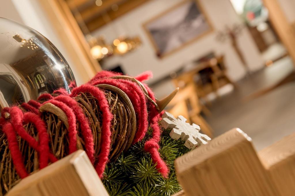 Hotel Garni Lastei Pozza di Fassa Luaran gambar