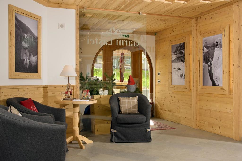 Hotel Garni Lastei Pozza di Fassa Luaran gambar